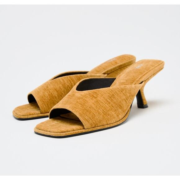 RARE!!! ZARA Asymmetrical Heeled Mules NWT - Picture 6 of 11